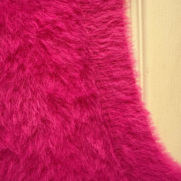 Rachel Zoe Fuzzy Pink Sleeveless Sweater Sz M - Picture 9 of 14